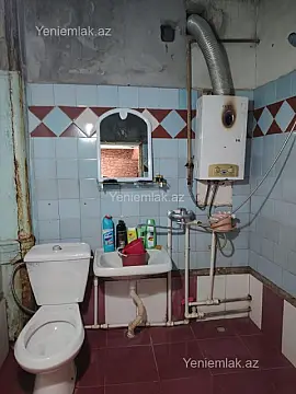 Satılır 1 otaqlı köhnə tikili 37 m²