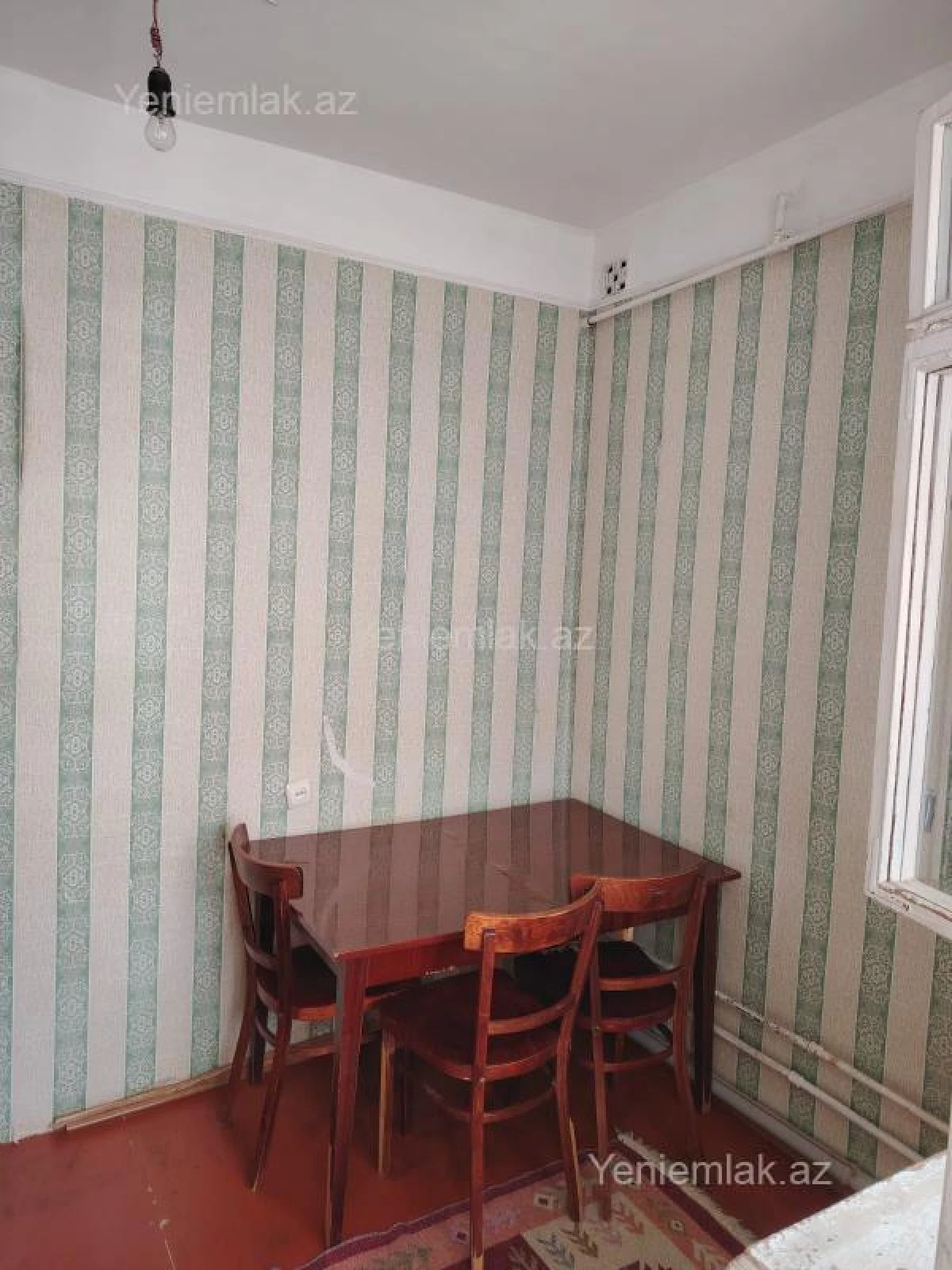Satılır 1 otaqlı köhnə tikili 37 m²