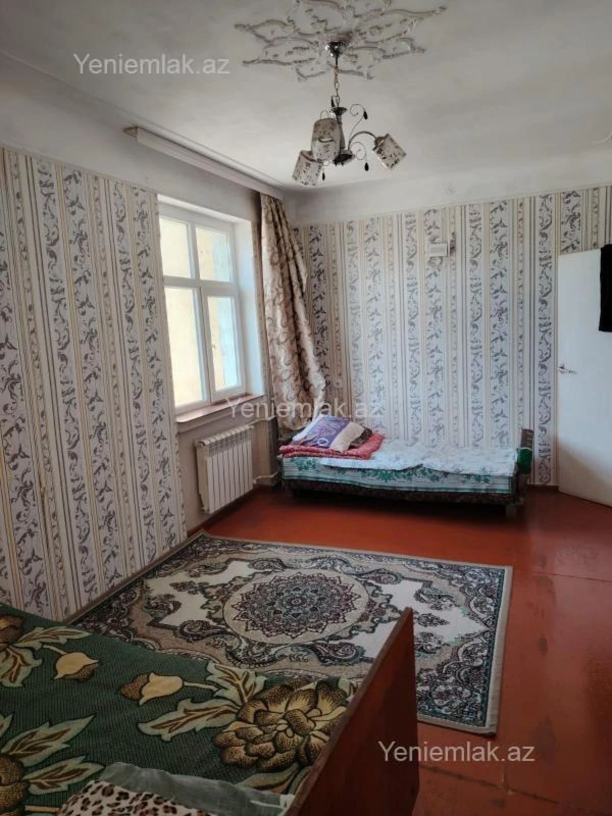 Satılır 1 otaqlı köhnə tikili 37 m²