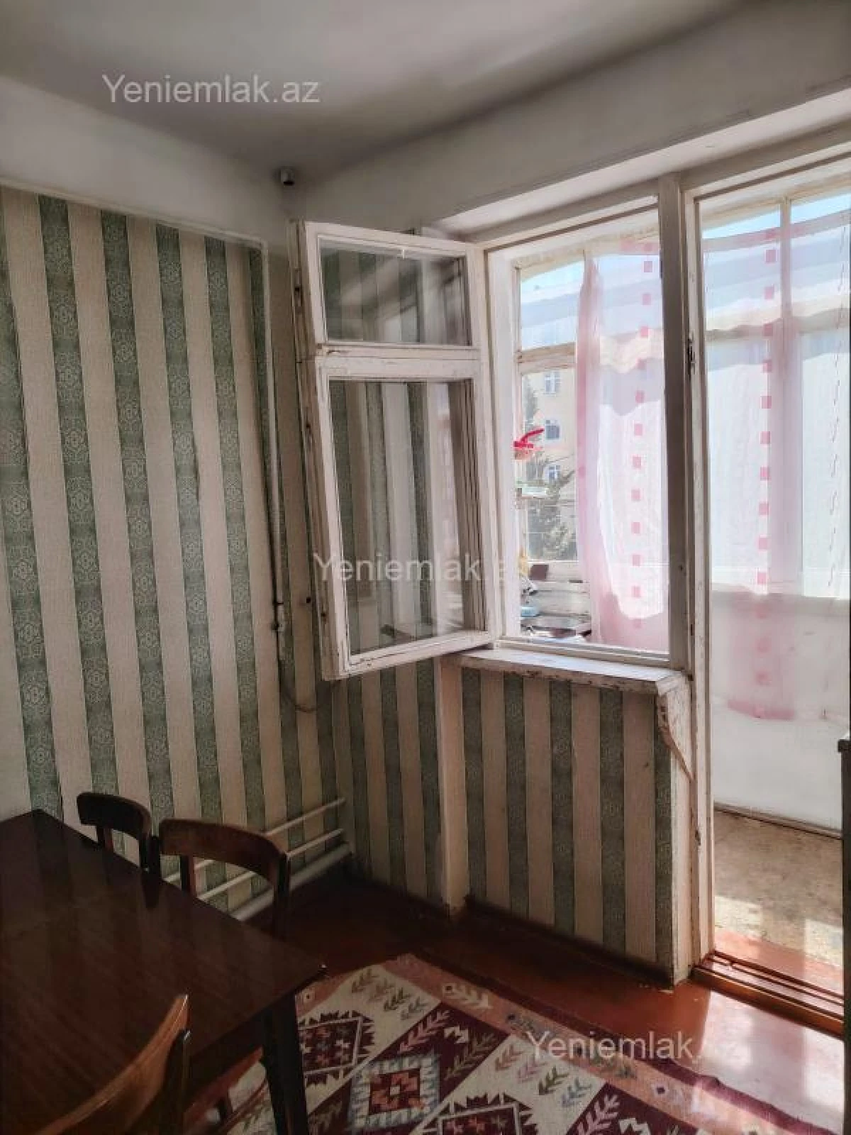 Satılır 1 otaqlı köhnə tikili 37 m²