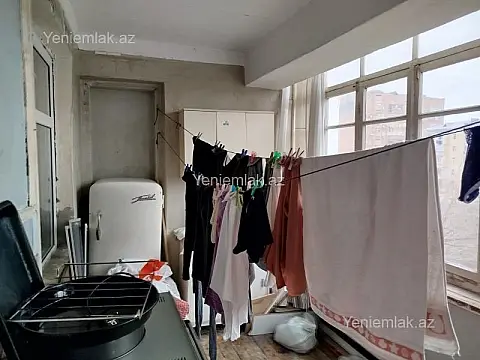 Satılır 5 otaqlı köhnə tikili 102 m²