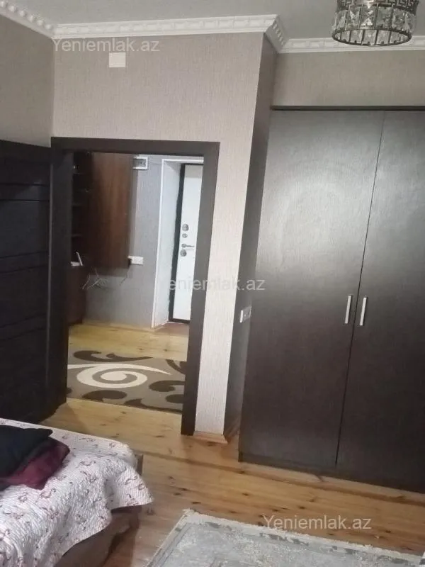 Satılır 2 otaqlı köhnə tikili 52 m²
