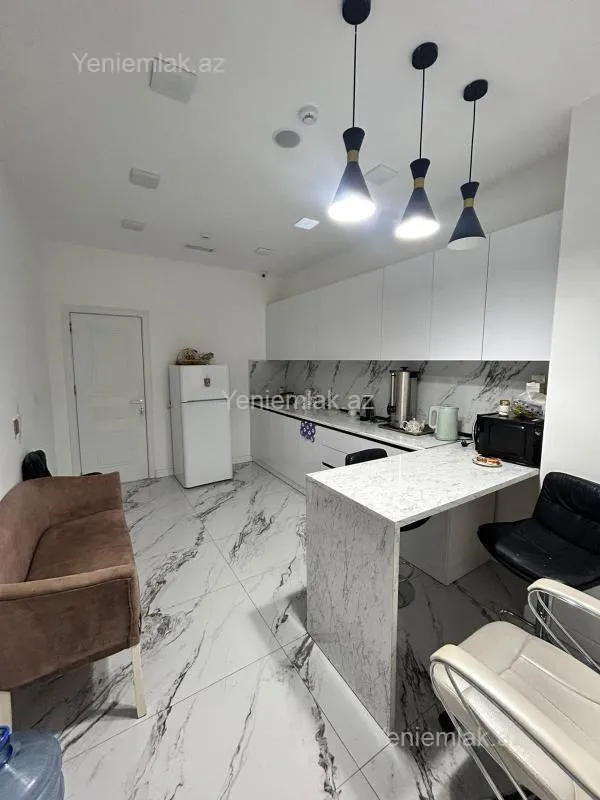 Satılır 10 otaqlı obyekt 360 m²