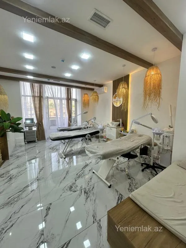 Satılır 10 otaqlı obyekt 360 m²