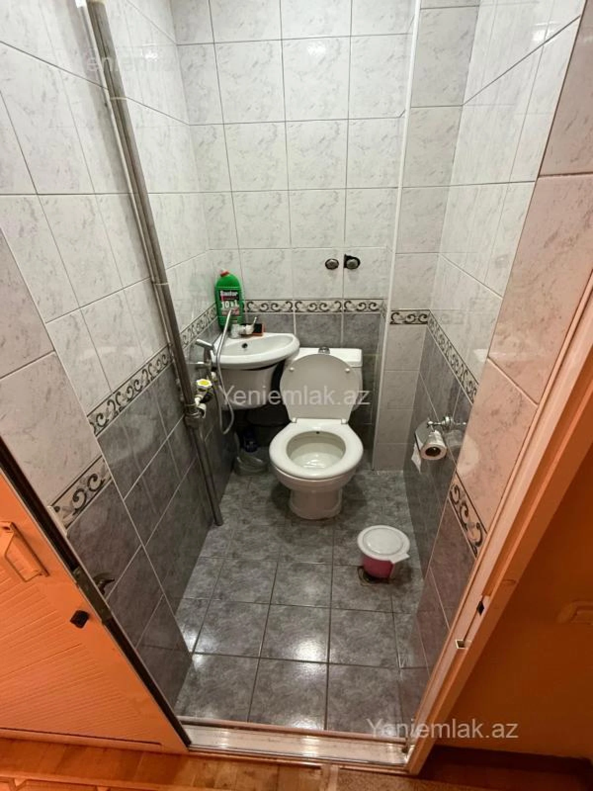 Satılır 3 otaqlı köhnə tikili 75 m²