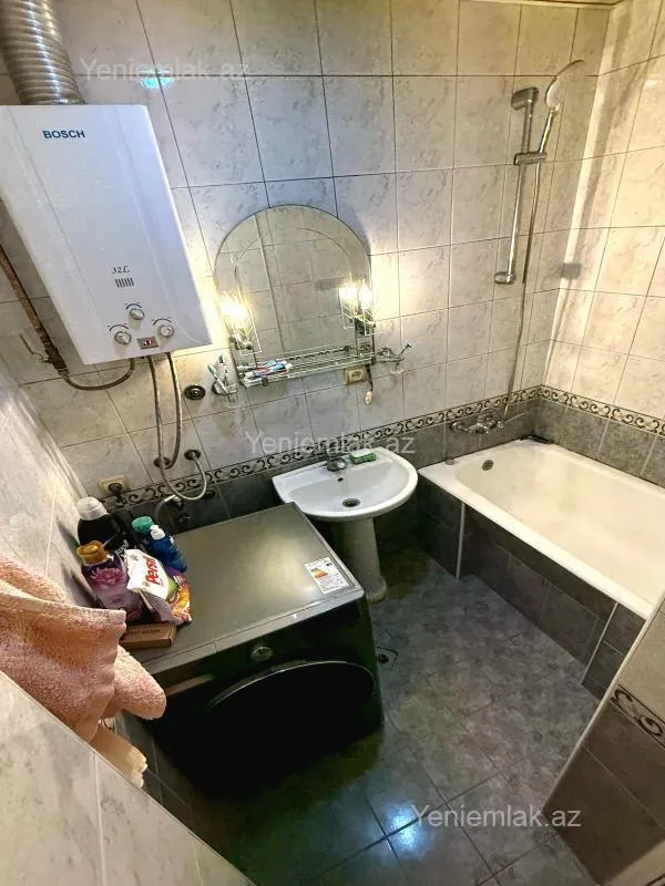 Satılır 3 otaqlı köhnə tikili 75 m²