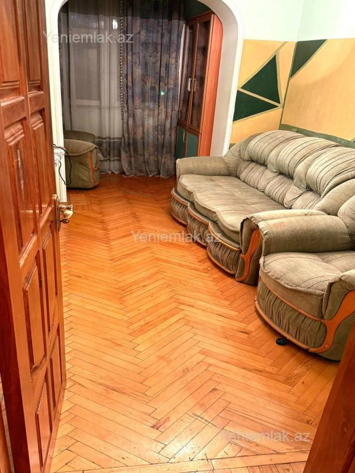 Satılır 3 otaqlı köhnə tikili 75 m²