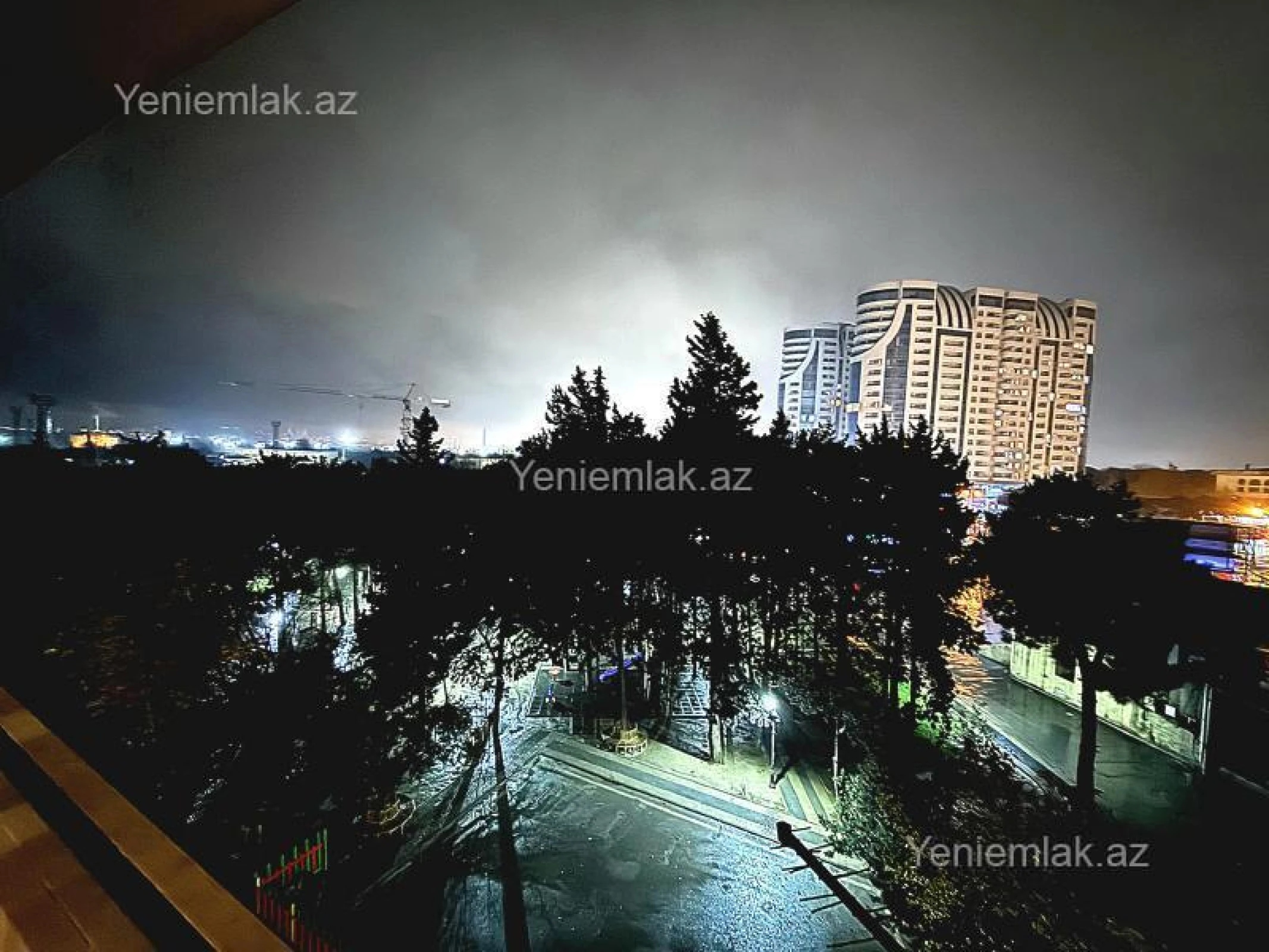 Satılır 3 otaqlı köhnə tikili 75 m²