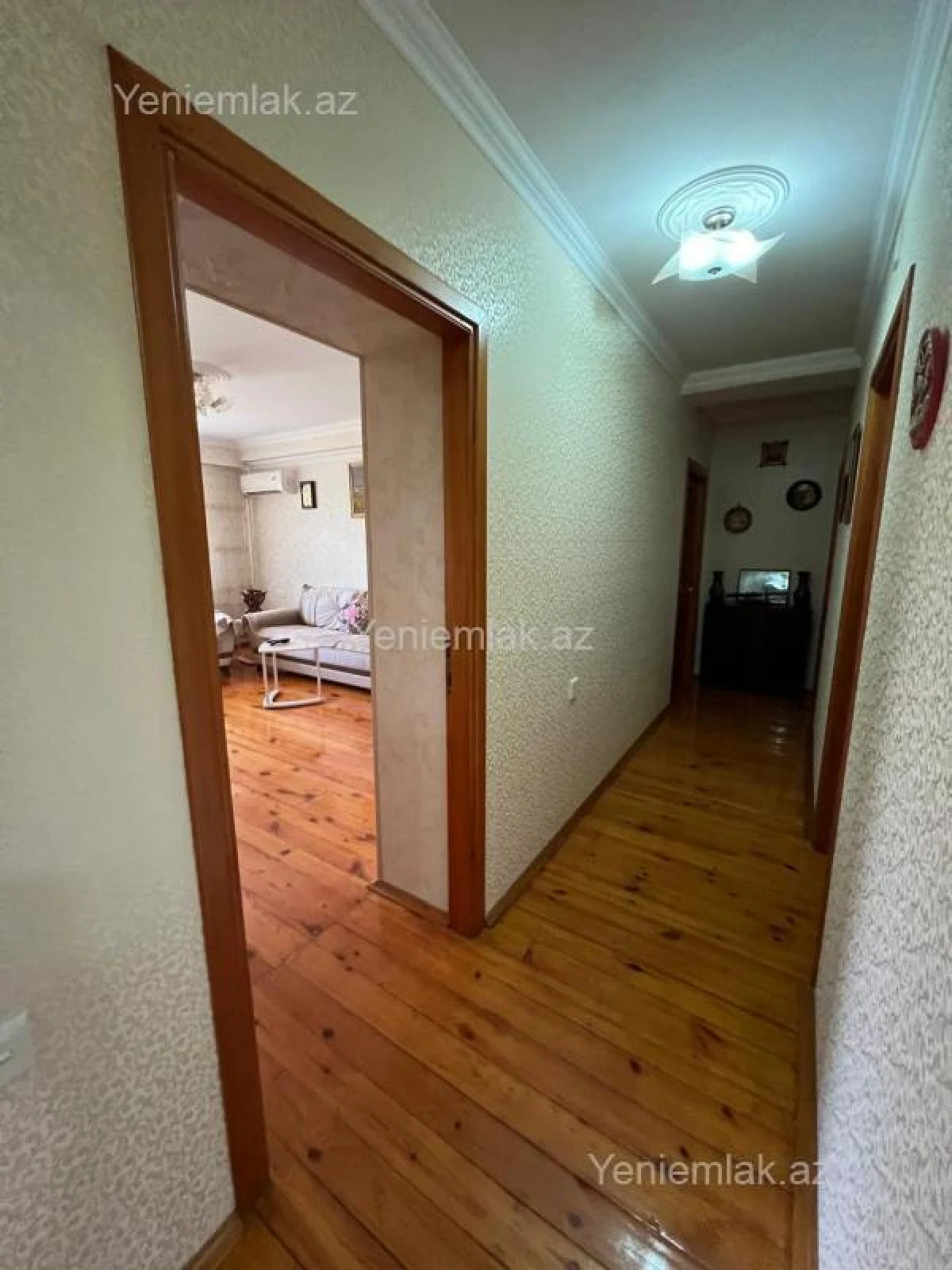Satılır 4 otaqlı köhnə tikili 110 m²
