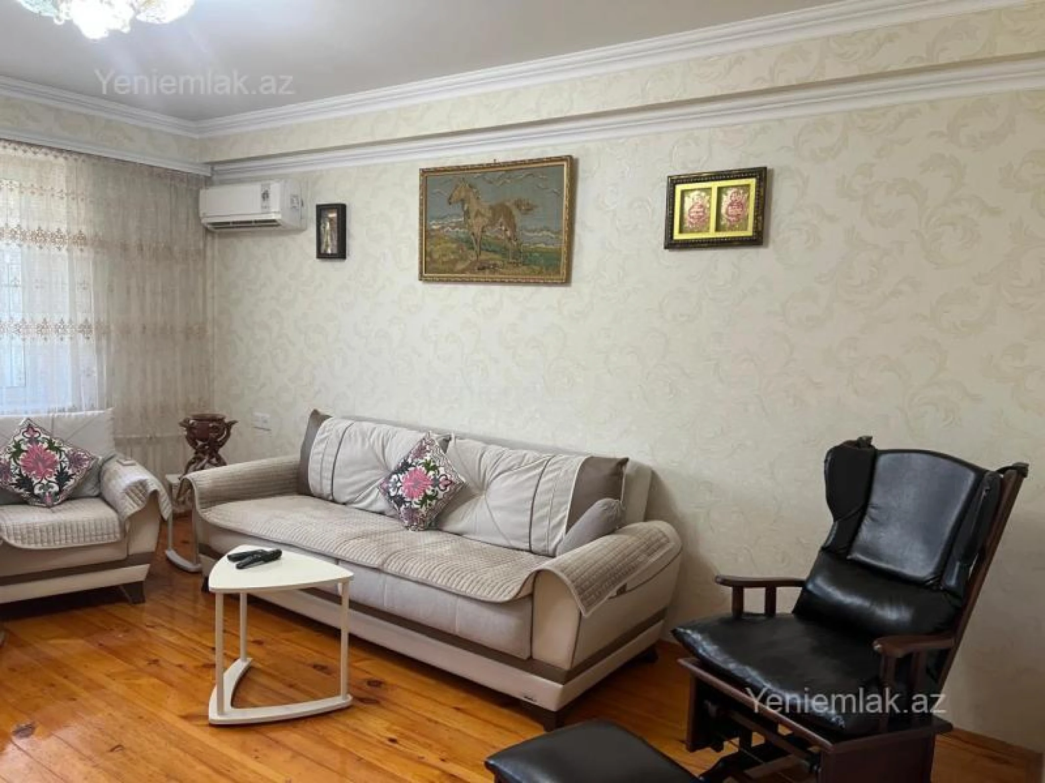 Satılır 4 otaqlı köhnə tikili 110 m²