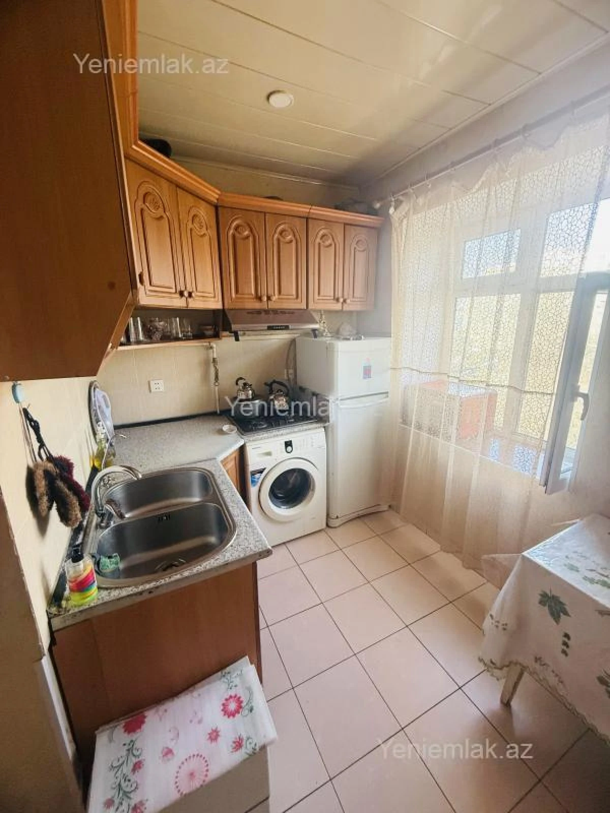 Satılır 2 otaqlı köhnə tikili 50 m²