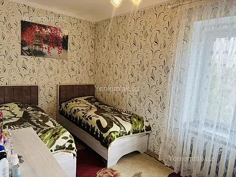 Satılır 2 otaqlı köhnə tikili 50 m²