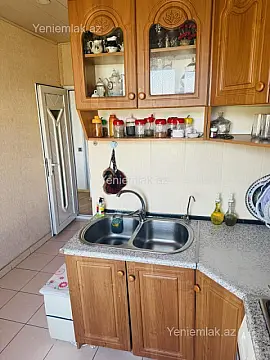 Satılır 2 otaqlı köhnə tikili 50 m²