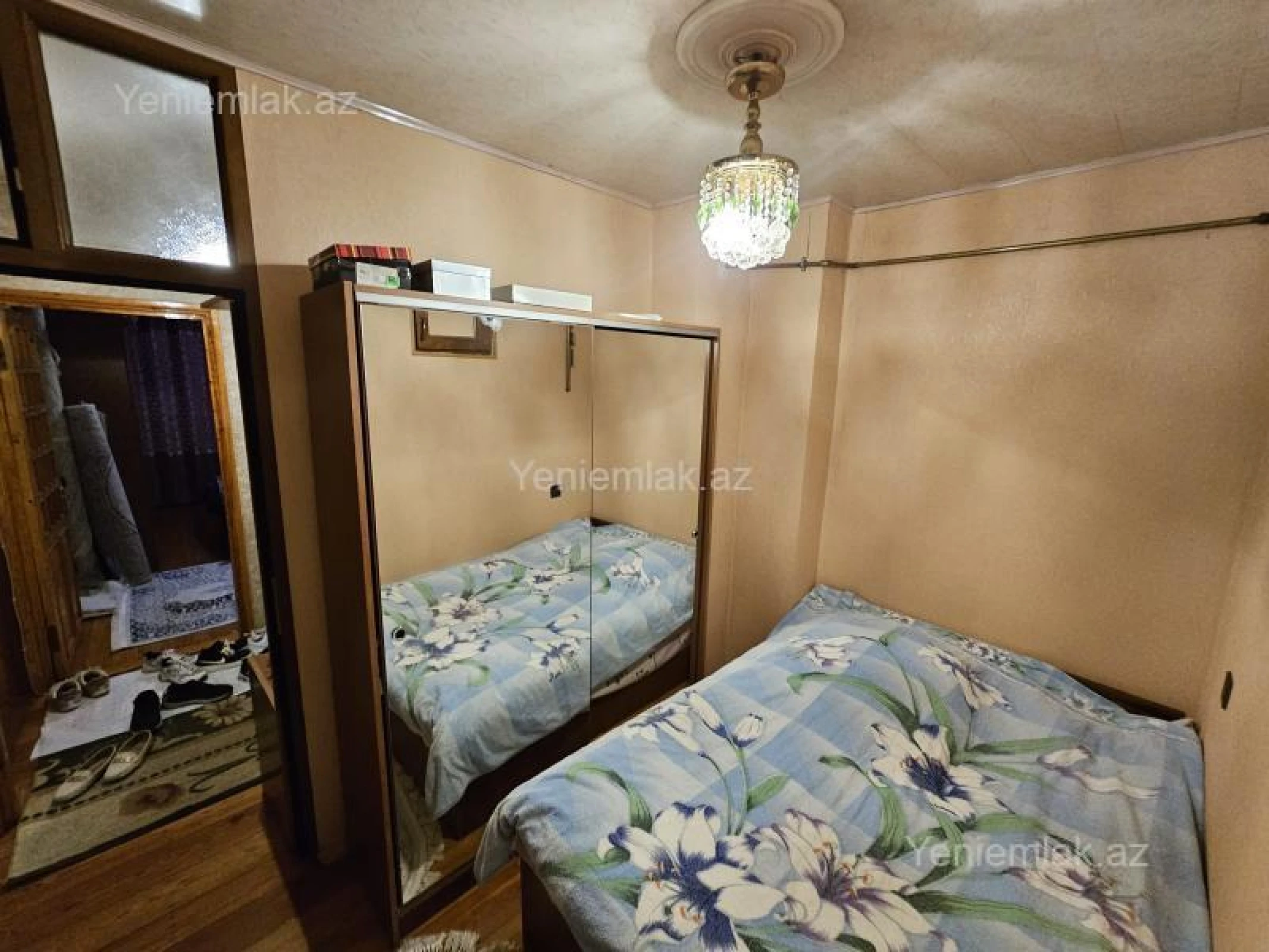 Satılır 3 otaqlı köhnə tikili 55 m²