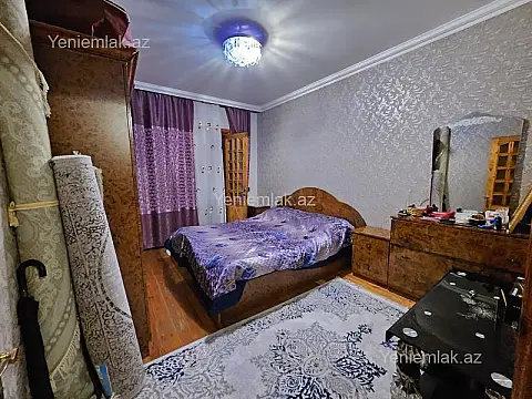 Satılır 3 otaqlı köhnə tikili 55 m²