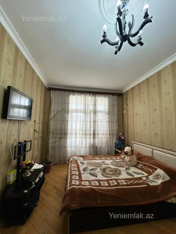 Satılır 2 otaqlı yeni tikili 82 m²