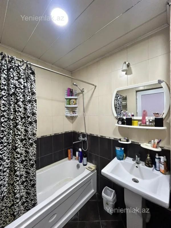 Satılır 2 otaqlı yeni tikili 82 m²