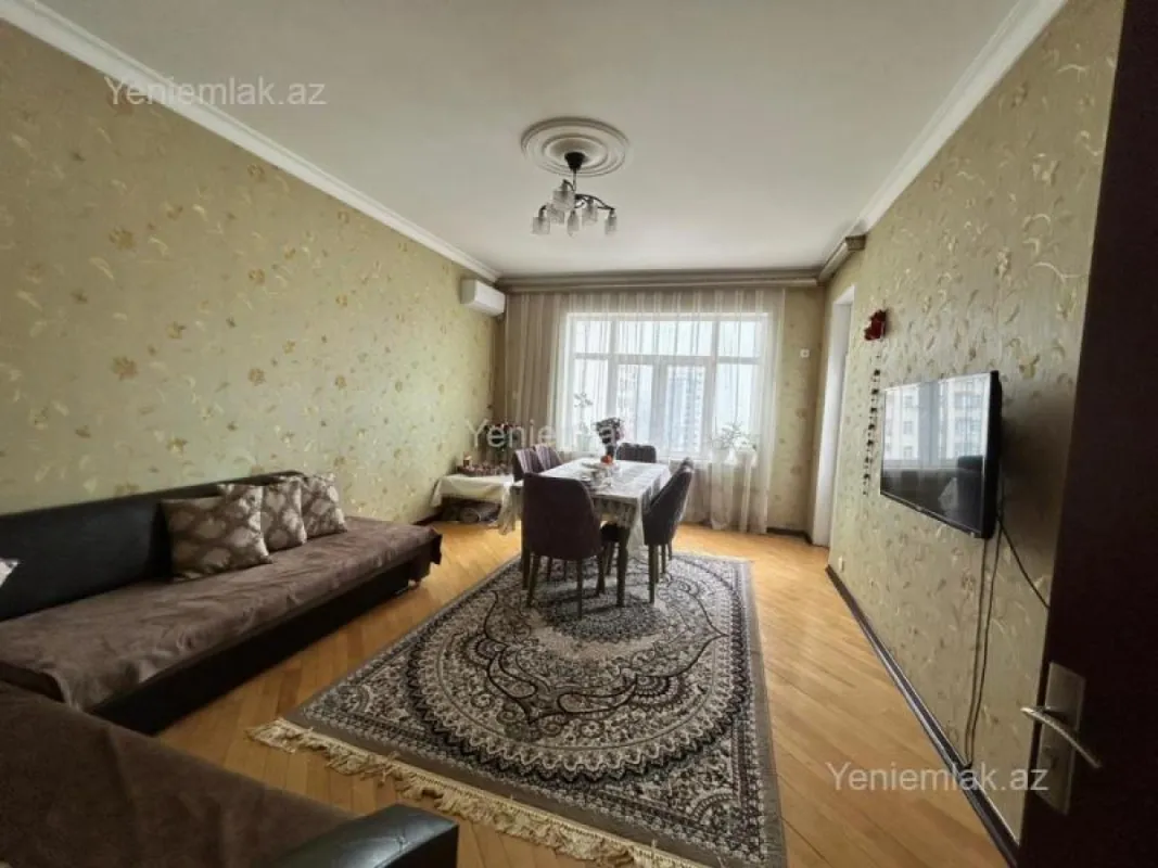 Satılır 2 otaqlı yeni tikili 82 m²