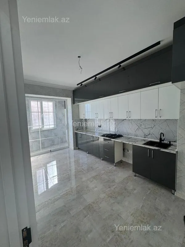 Satılır 3 otaqlı yeni tikili 103 m²