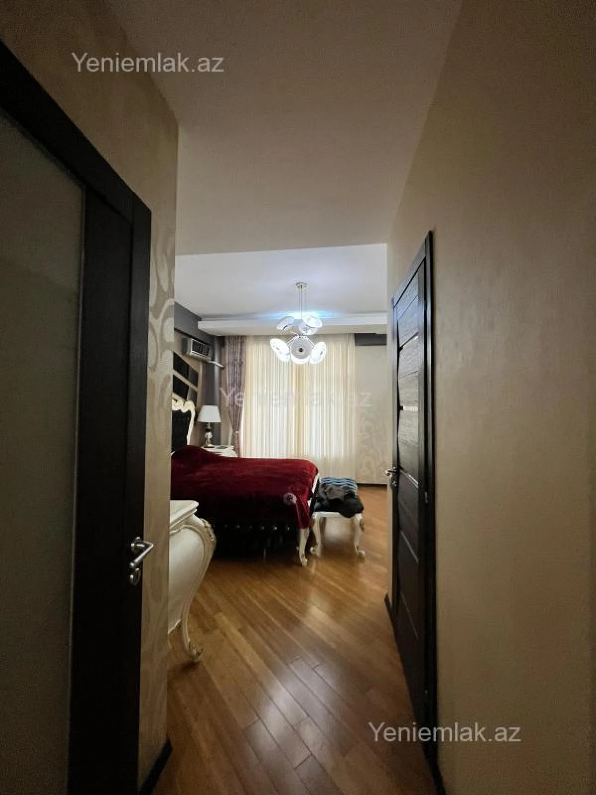 Satılır 3 otaqlı yeni tikili 150 m²