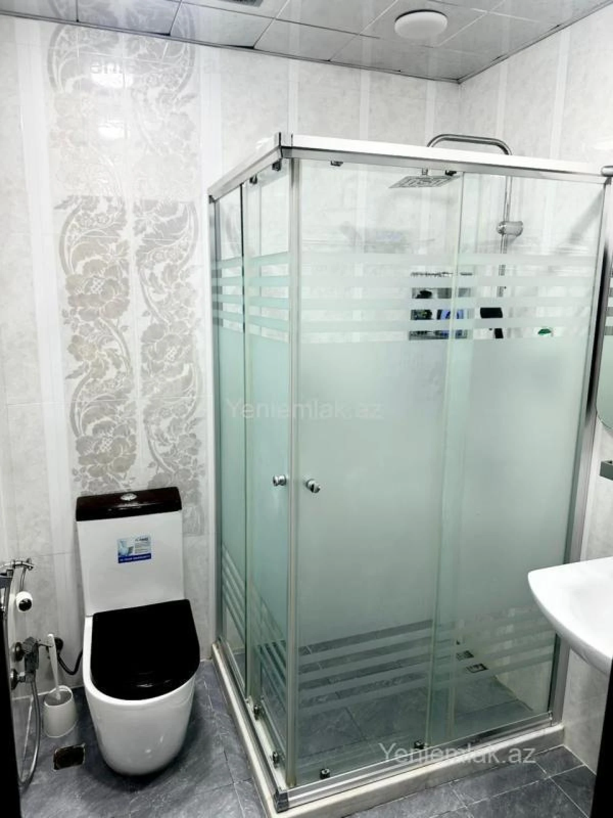 Satılır 3 otaqlı yeni tikili 150 m²