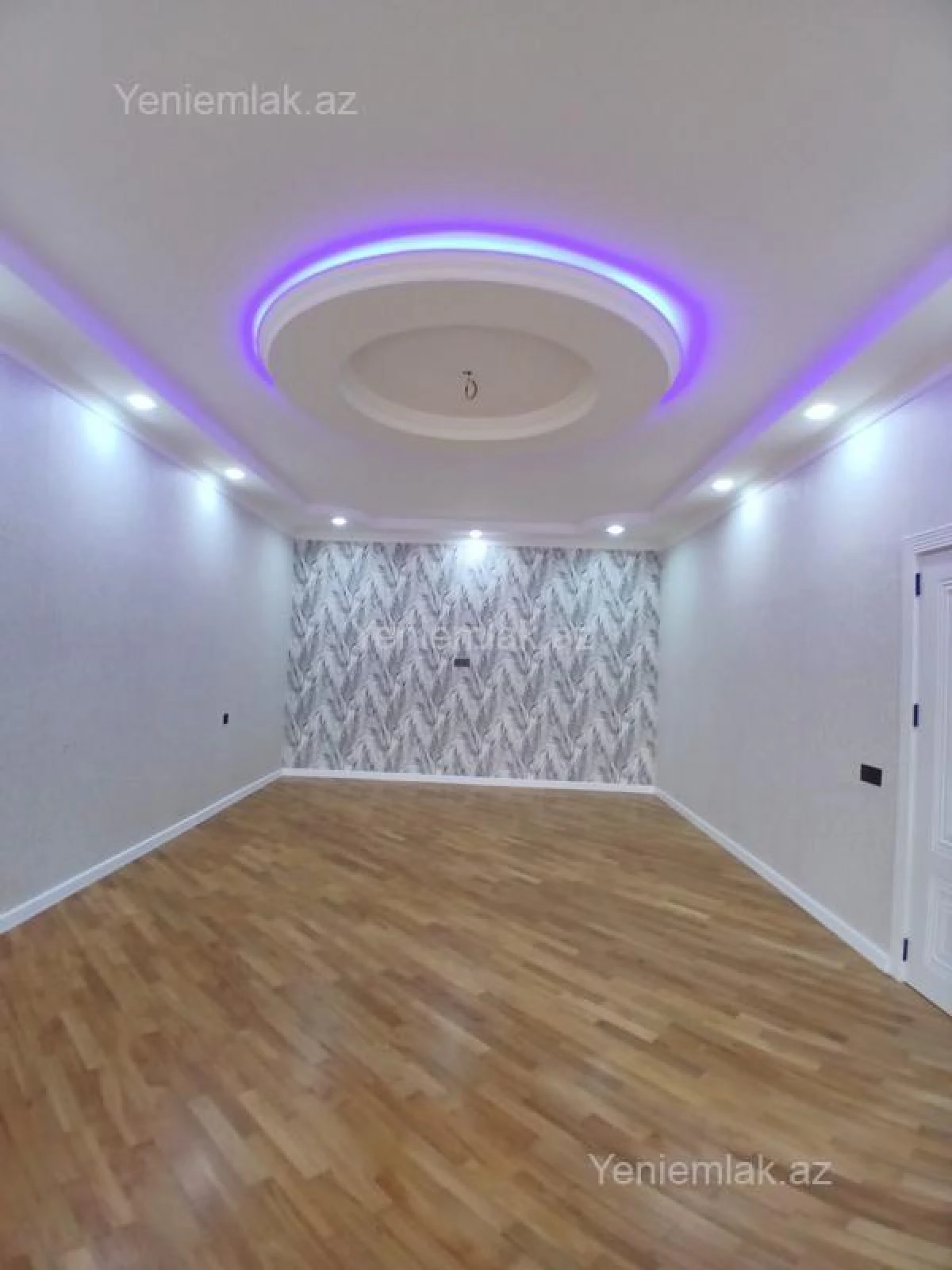 Satılır 6 otaqlı həyət evi 240 m²