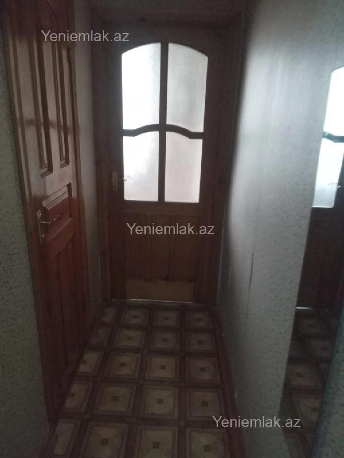 Satılır 1 otaqlı köhnə tikili 38 m²