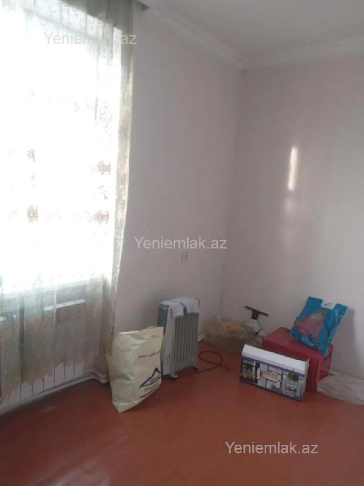 Satılır 1 otaqlı köhnə tikili 38 m²