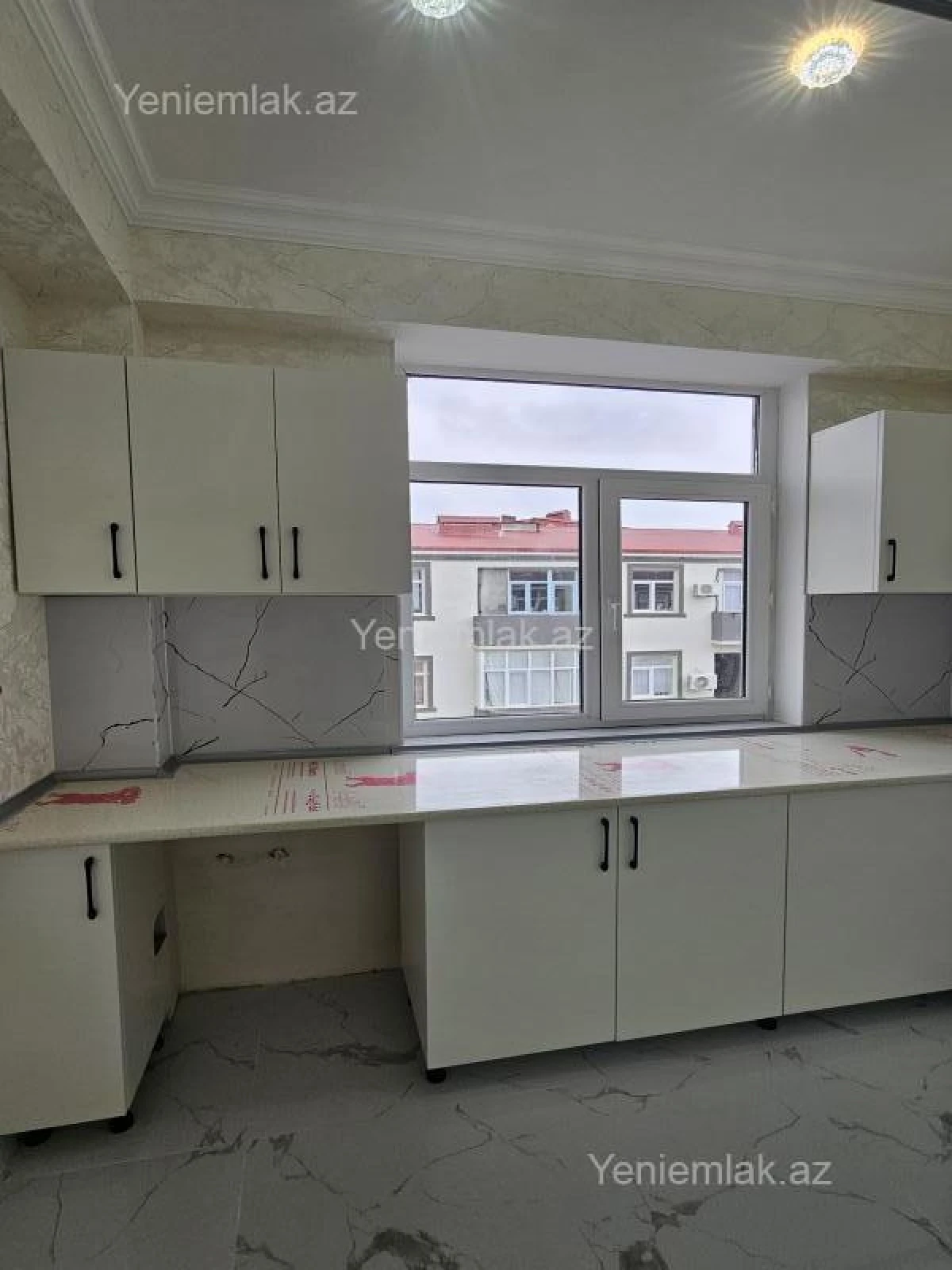 Satılır 2 otaqlı yeni tikili 44 m²