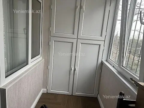 Satılır 4 otaqlı köhnə tikili 100 m²