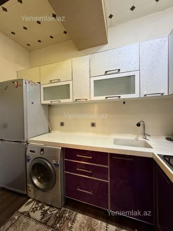 Satılır 3 otaqlı yeni tikili 70 m²