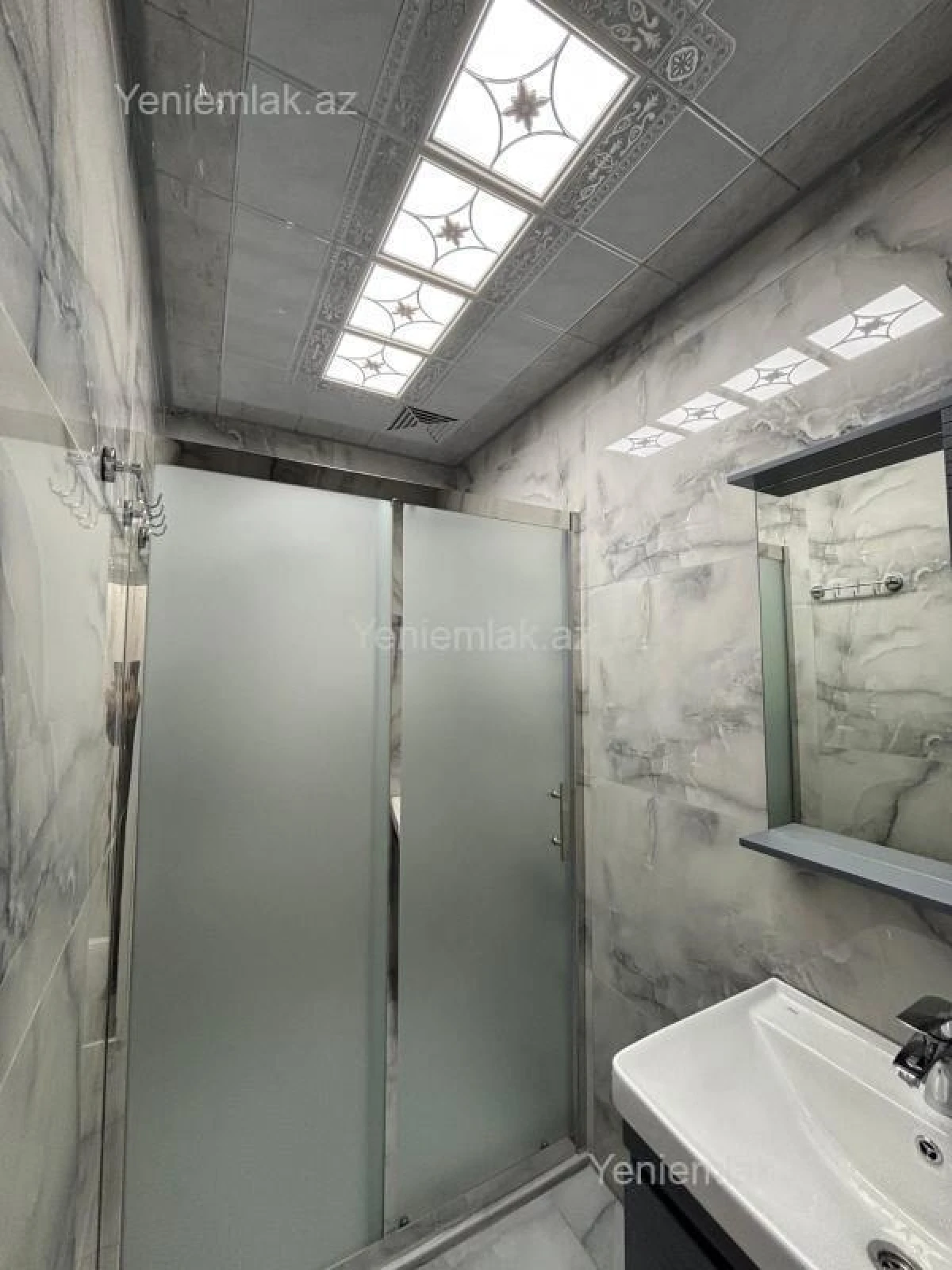 Satılır 3 otaqlı köhnə tikili 65 m²