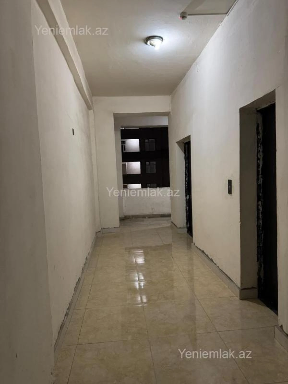 Satılır 3 otaqlı yeni tikili 125 m²