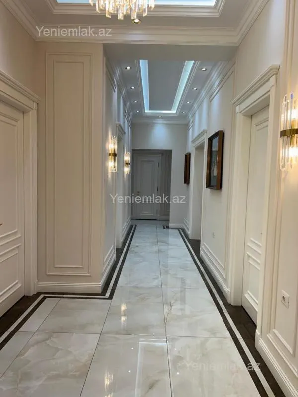Satılır 4 otaqlı yeni tikili 205 m²