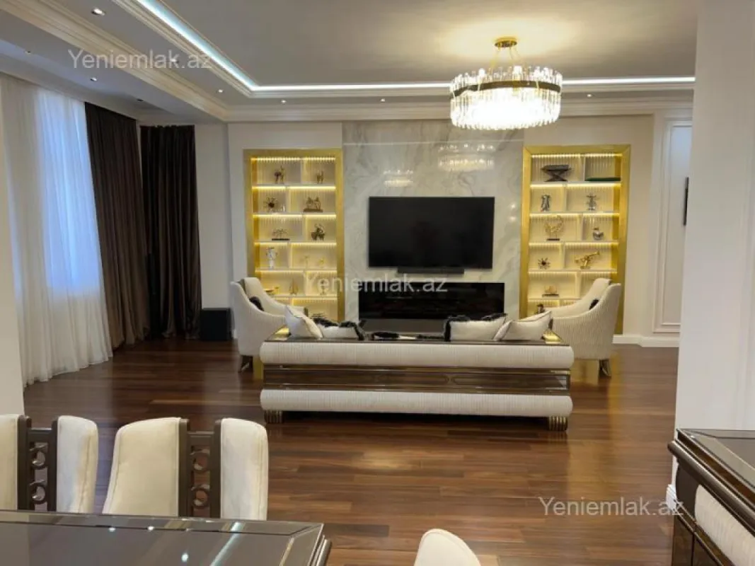 Satılır 4 otaqlı yeni tikili 205 m²