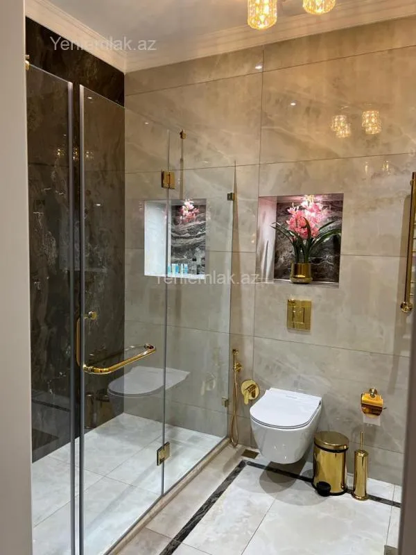 Satılır 4 otaqlı yeni tikili 205 m²