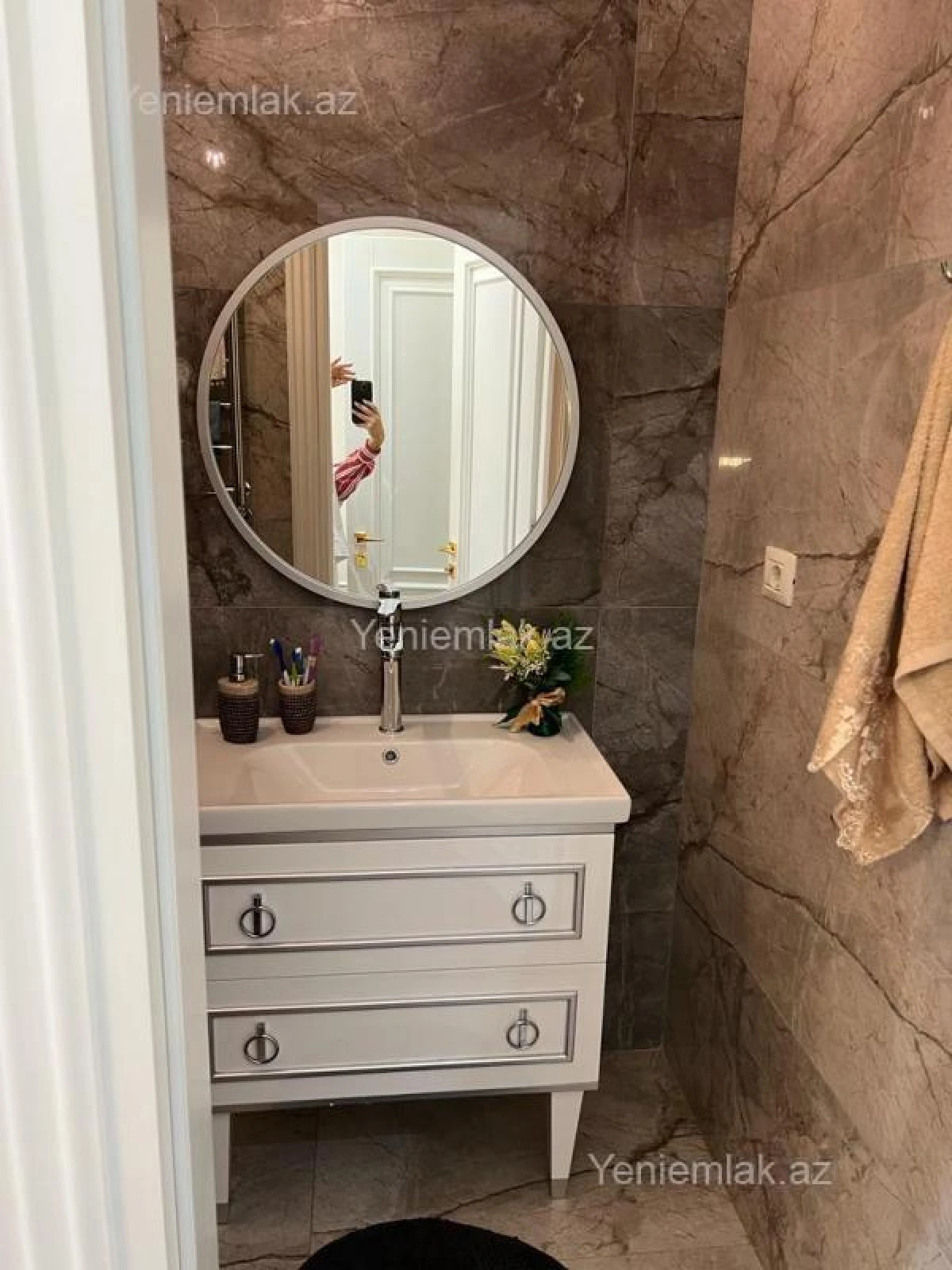 Satılır 4 otaqlı yeni tikili 205 m²