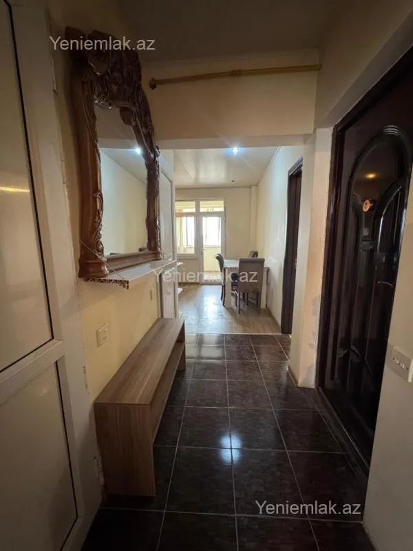 Satılır 3 otaqlı köhnə tikili 55 m²