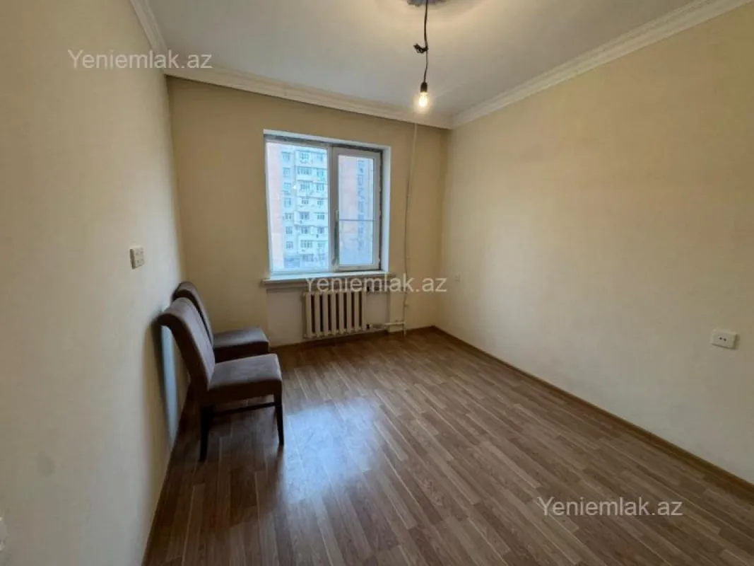Satılır 3 otaqlı köhnə tikili 55 m²