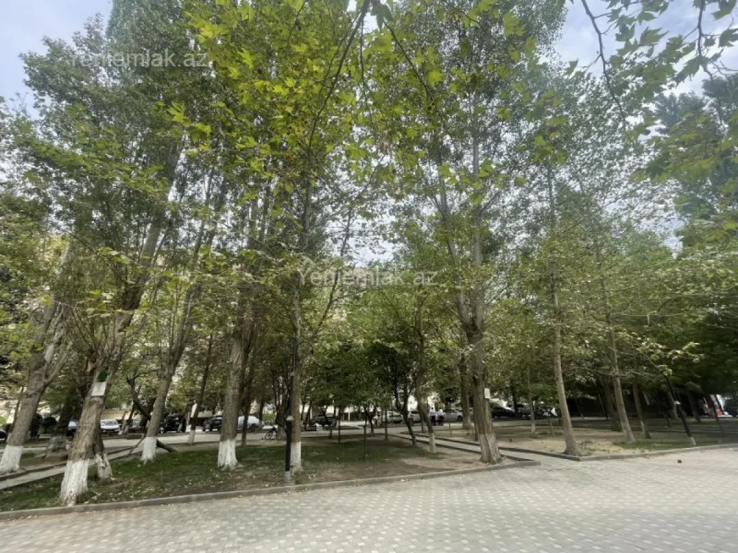 Satılır 3 otaqlı köhnə tikili 72 m²