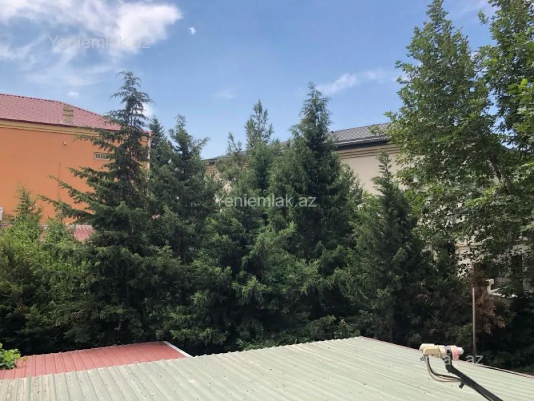Satılır 3 otaqlı köhnə tikili 72 m²