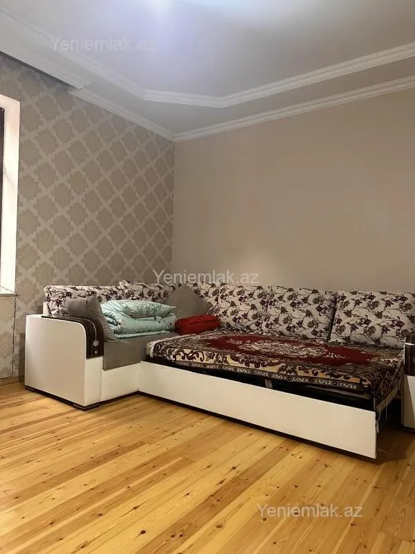 Satılır 4 otaqlı həyət evi 170 m²