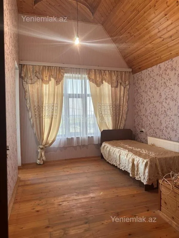 Satılır 4 otaqlı həyət evi 170 m²