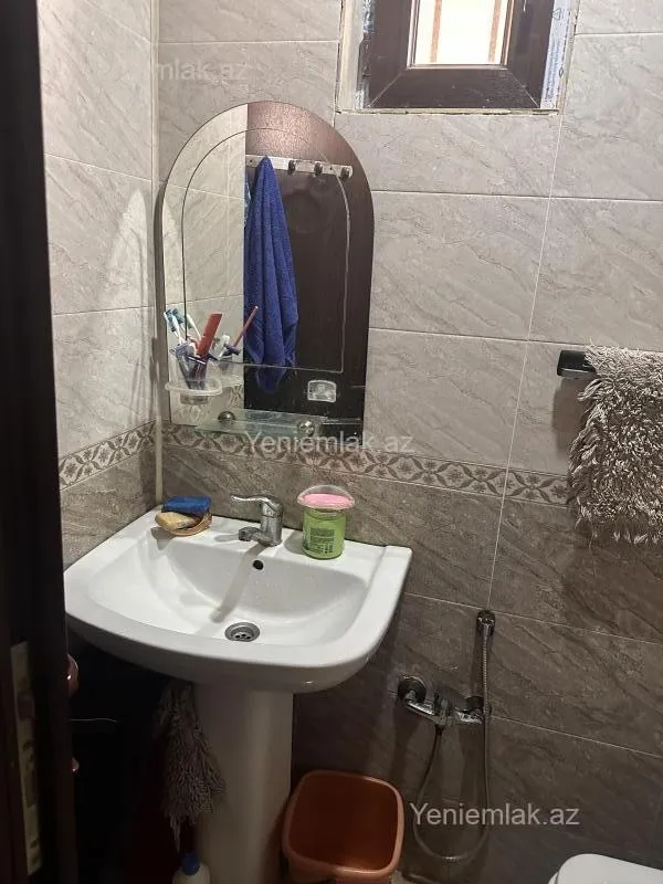 Satılır 4 otaqlı həyət evi 170 m²