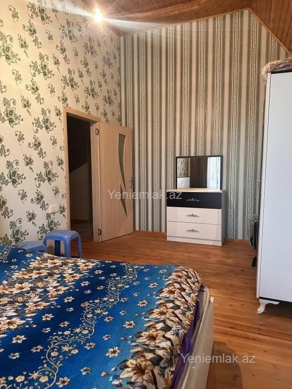 Satılır 4 otaqlı həyət evi 170 m²