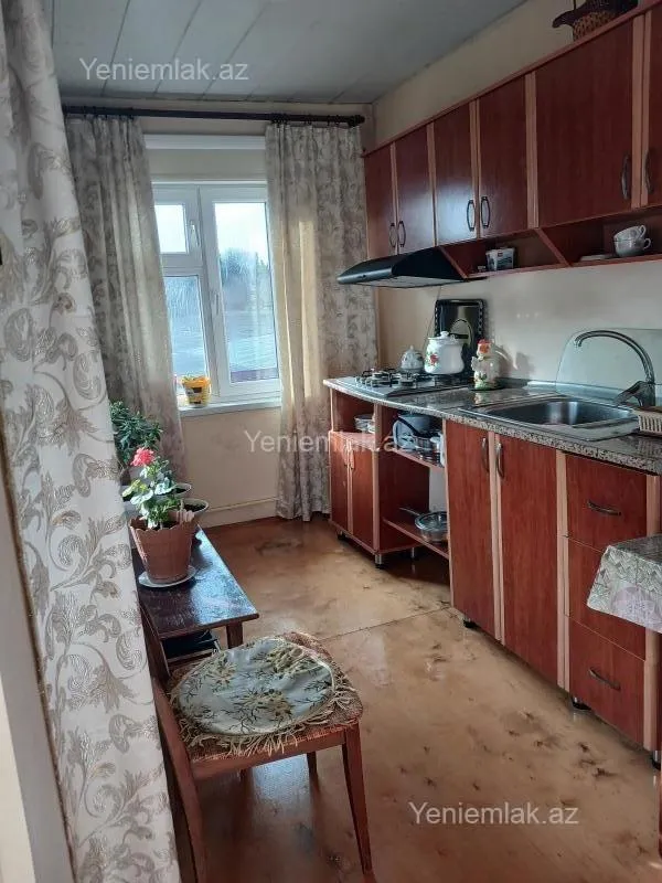 Satılır 5 otaqlı həyət evi 91 m²