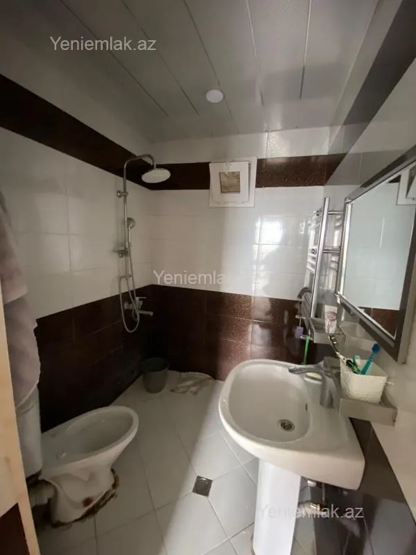 Satılır 3 otaqlı həyət evi 110 m²