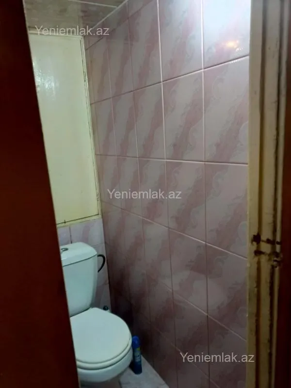 Satılır 3 otaqlı köhnə tikili 75 m²
