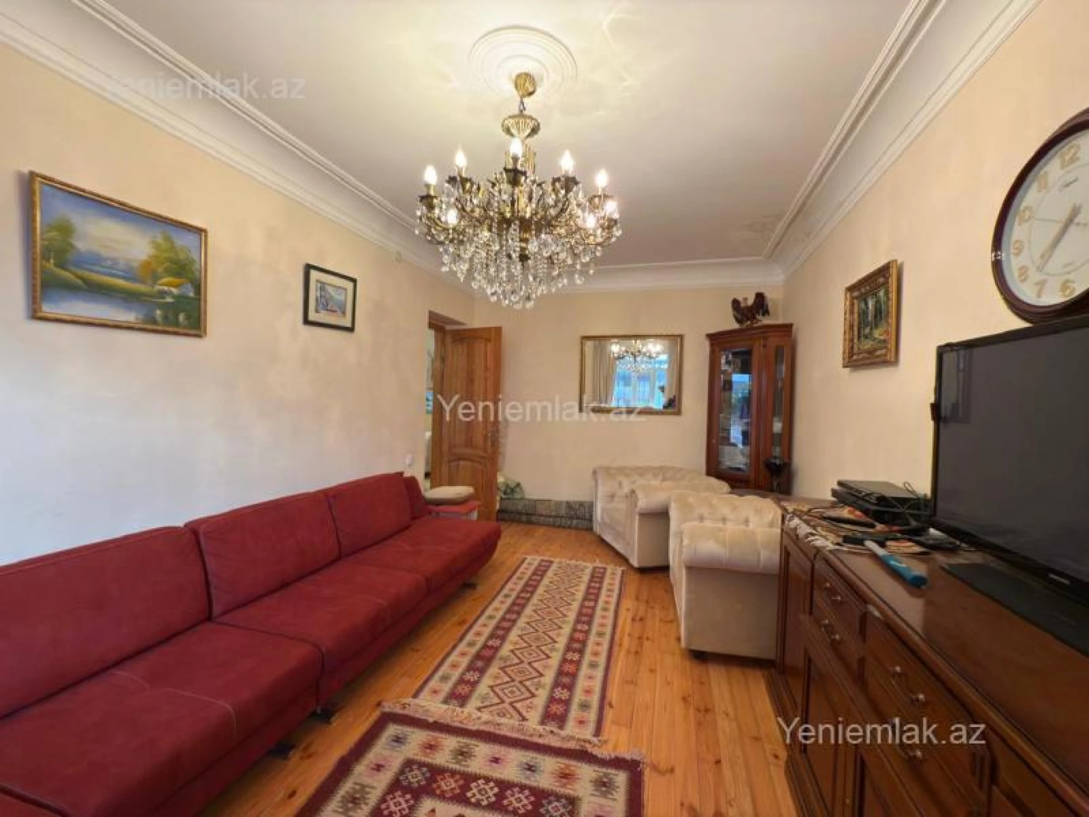 Satılır 5 otaqlı həyət evi 210 m²