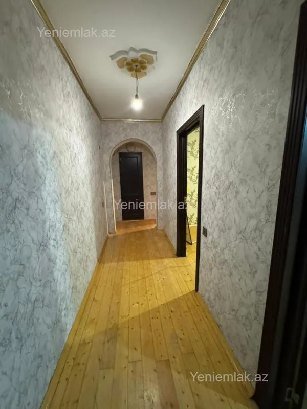 Satılır 3 otaqlı köhnə tikili 55 m²